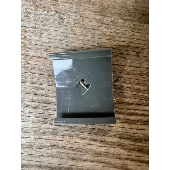 Vintage Trifari Made In USA Green & Blue Enamel Brooch With Rhinestones 4414 - Picture 4 of 5